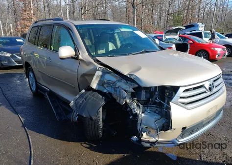 2012 Toyota Highlander Se V6 из США, поврежденный, VIN 5TDBK3EH8CS146814